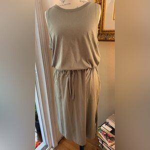 C&C California Casual Sleeveless Olive Dress NWOT